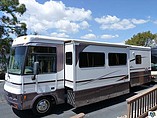 2002 Winnebago Adventurer Photo #3
