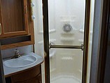 2002 Winnebago Adventurer Photo #10