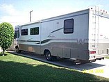 2002 Winnebago Adventurer Photo #3