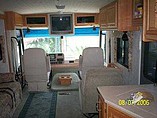 2002 Winnebago Adventurer Photo #11