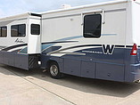 2003 Winnebago Adventurer Photo #3