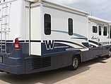 2003 Winnebago Adventurer Photo #4