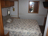 2003 Winnebago Adventurer Photo #9