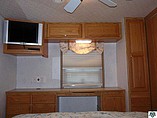 2003 Winnebago Adventurer Photo #7