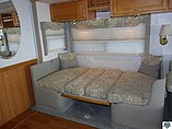 2003 Winnebago Adventurer Photo #12