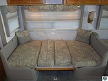 2003 Winnebago Adventurer Photo #13