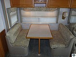 2003 Winnebago Adventurer Photo #16