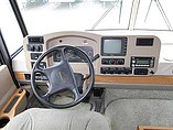 2003 Winnebago Adventurer Photo #11