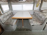 2003 Winnebago Adventurer Photo #19