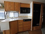 2003 Winnebago Adventurer Photo #20