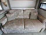 2003 Winnebago Adventurer Photo #24