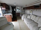 2003 Winnebago Adventurer Photo #2