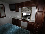2003 Winnebago Adventurer Photo #13