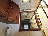 2003 Winnebago Adventurer Photo #16