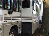 2004 Winnebago Adventurer Photo #5