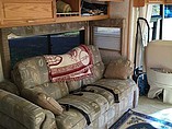2004 Winnebago Adventurer Photo #8