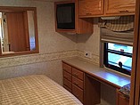 2004 Winnebago Adventurer Photo #14