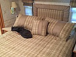 2004 Winnebago Adventurer Photo #15