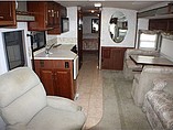 2004 Winnebago Adventurer Photo #6