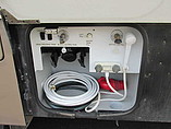 2005 Winnebago Adventurer Photo #11