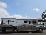 2005 Winnebago Adventurer Photo #16