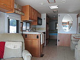 2005 Winnebago Adventurer Photo #34