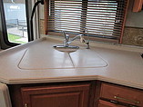 2005 Winnebago Adventurer Photo #42