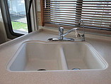 2005 Winnebago Adventurer Photo #43