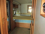 2005 Winnebago Adventurer Photo #50