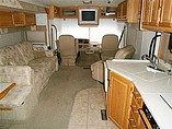 2005 Winnebago Adventurer Photo #4