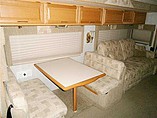 2005 Winnebago Adventurer Photo #5