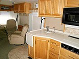 2005 Winnebago Adventurer Photo #6