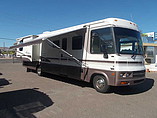 2000 Winnebago Adventurer Photo #2