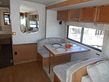 2000 Winnebago Adventurer Photo #13
