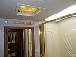 2000 Winnebago Adventurer Photo #19