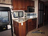 2009 Winnebago Adventurer Photo #15