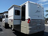 2004 Winnebago Adventurer Photo #4