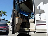 2004 Winnebago Adventurer Photo #14
