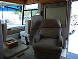 2004 Winnebago Adventurer Photo #27