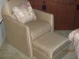 2004 Winnebago Adventurer Photo #9