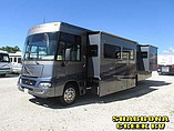 2005 Winnebago Adventurer Photo #2