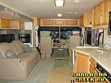 2005 Winnebago Adventurer Photo #24