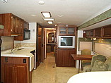 2005 Winnebago Adventurer Photo #2