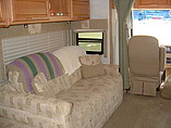 2005 Winnebago Adventurer Photo #4