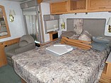 2005 Winnebago Adventurer Photo #11