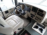 2005 Winnebago Adventurer Photo #14