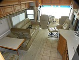 2007 Winnebago Adventurer Photo #7