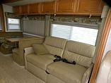 2007 Winnebago Adventurer Photo #14