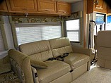 2007 Winnebago Adventurer Photo #18