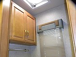 2007 Winnebago Adventurer Photo #47